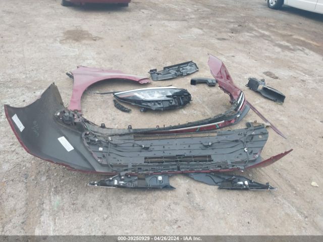 5TDYRKEC1NS087483 Toyota SIENNA XLE
