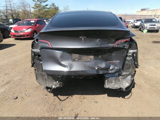 7SAYGDEF5NF456557 Tesla Model Y Performance Dual Motor All-wheel Drive