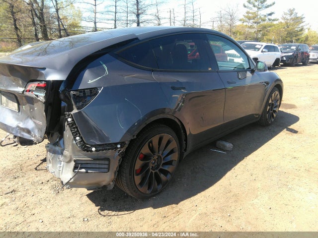 7SAYGDEF5NF456557 Tesla Model Y Performance Dual Motor All-wheel Drive