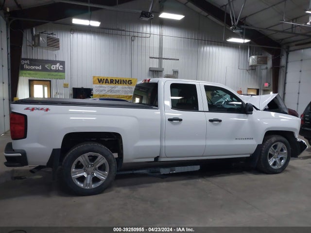 Chevrolet Silverado 1500 Custom 2017 1GCVKPEC0HZ133618 Image 12
