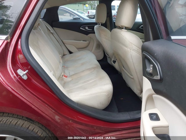 1C3CCCAB3FN560083 Chrysler 200 Limited