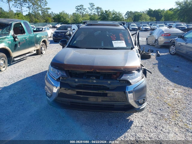 Mitsubishi Outlander Le 2018 JA4AD3A32JZ027372 Image 13