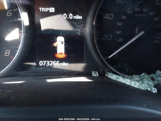 Mitsubishi Outlander Le 2018 JA4AD3A32JZ027372 Image 16