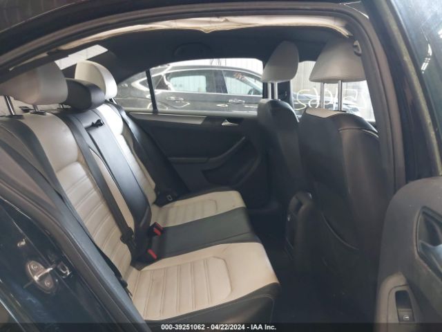3VWD17AJXGM411067 Volkswagen Jetta 1.8t Sport