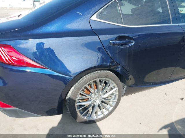 JTHBA1D2XH5053597 Lexus IS 200T