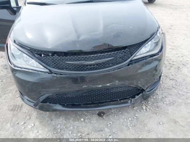 2C4RC1FG8LR232364 Chrysler Pacifica Touring