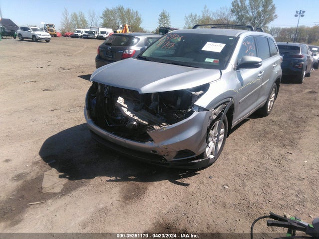 Toyota Highlander Le V6 2016 5TDBKRFH7GS287378 Image 2
