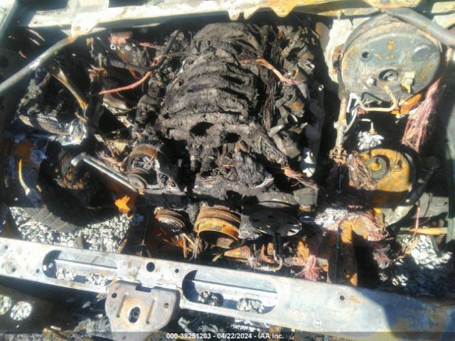 1GKS2AEC8FR200404 GMC YUKON SLE