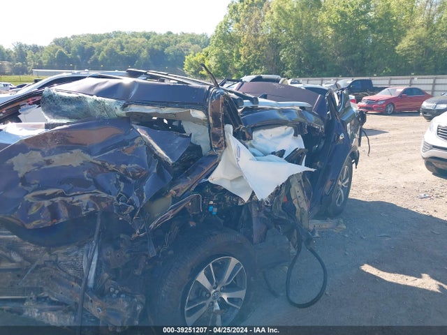 Toyota Rav4 Xle 2016 2T3RFREV2GW440015 Image 2