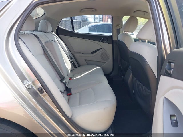 KIA Optima Lx 2014 5XXGM4A71EG349910 Image 8