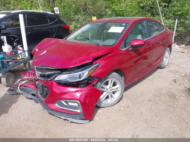 Chevrolet Cruze Lt Auto 2018 1G1BE5SM0J7149646 Image 2