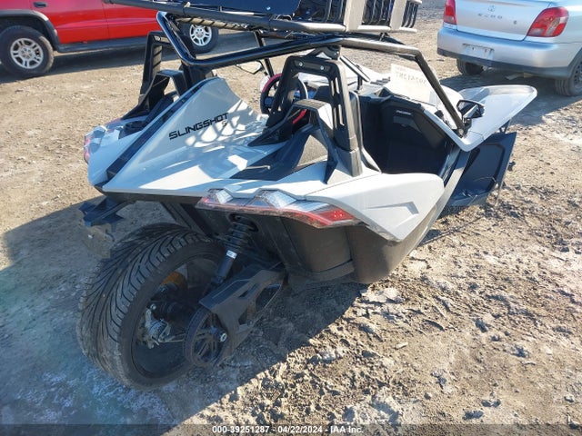 2022 POLARIS SLINGSHOT S WITH TECHNOLOGY PACKAGE VIN: 57XAATHD1N8151729