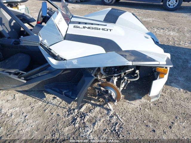 2022 POLARIS SLINGSHOT S WITH TECHNOLOGY PACKAGE VIN: 57XAATHD1N8151729