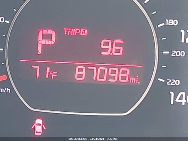 KIA SOUL + 2016 KNDJP3A57G7357110 Image 16