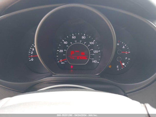 KIA SOUL + 2016 KNDJP3A57G7357110 Image 7