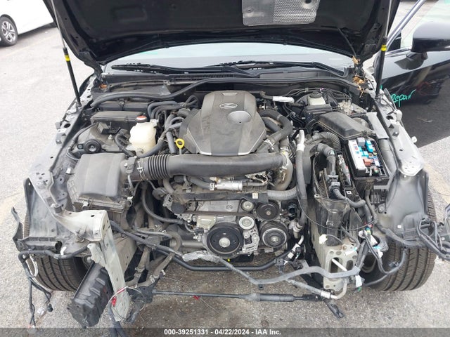 JTHBA1D25G5005570 Lexus IS 200T
