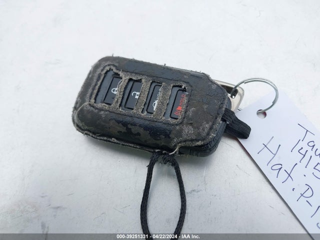 JTHBA1D25G5005570 Lexus IS 200T