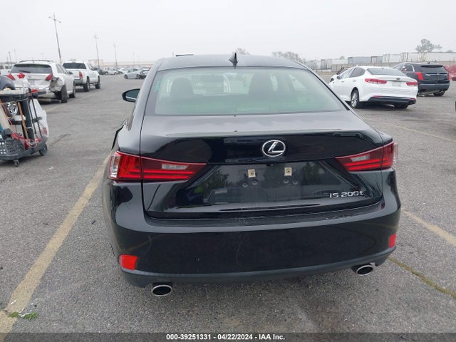 JTHBA1D25G5005570 Lexus IS 200T