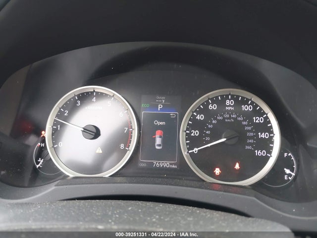 JTHBA1D25G5005570 Lexus IS 200T