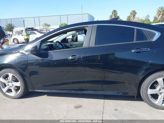 Chevrolet VOLT LT 2018 1G1RC6S50JU113640 Image 15