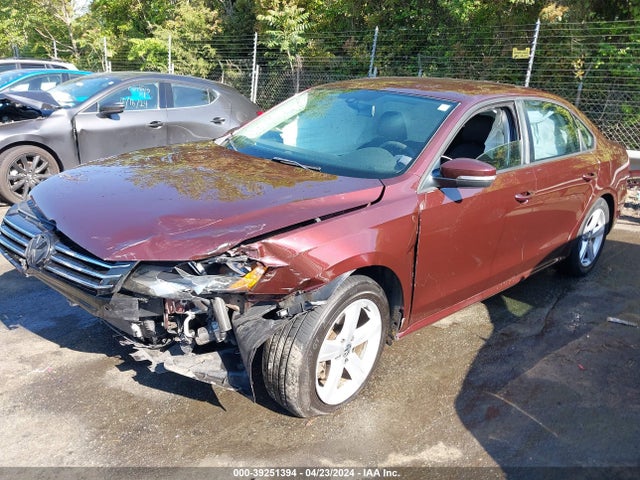 1VWAT7A32EC068252 Volkswagen Passat 1.8t S