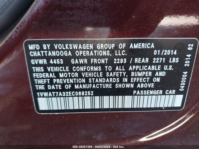 1VWAT7A32EC068252 Volkswagen Passat 1.8t S
