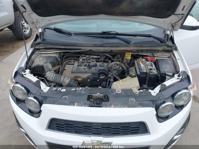Chevrolet Sonic Ltz Auto 2016 1G1JE5SBXG4136701 Image 10