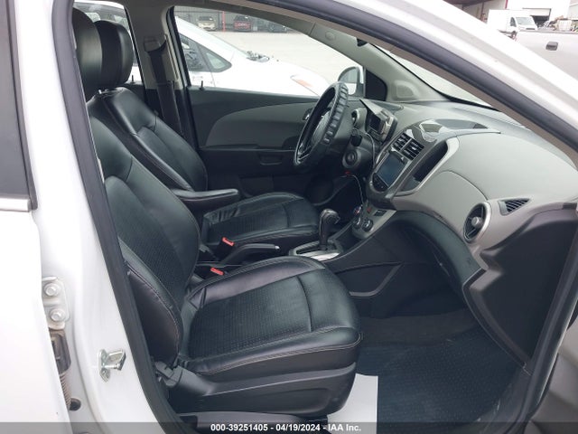 Chevrolet Sonic Ltz Auto 2016 1G1JE5SBXG4136701 Image 5