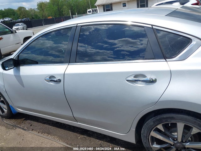 Nissan Altima 2.5 Sr 2017 1N4AL3AP4HC127438 Image 15