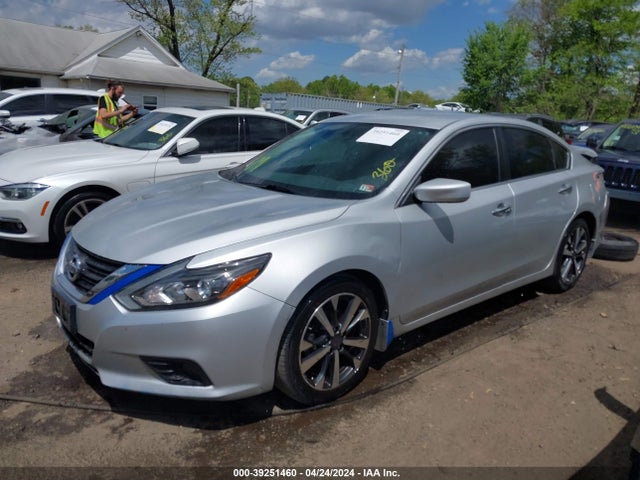 Nissan Altima 2.5 Sr 2017 1N4AL3AP4HC127438 Image 2