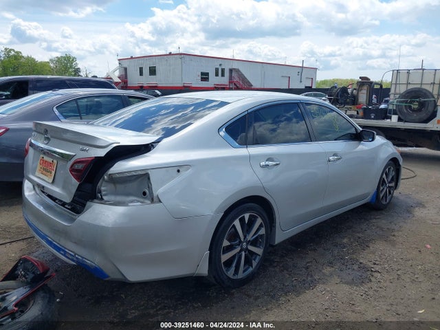 Nissan Altima 2.5 Sr 2017 1N4AL3AP4HC127438 Image 4