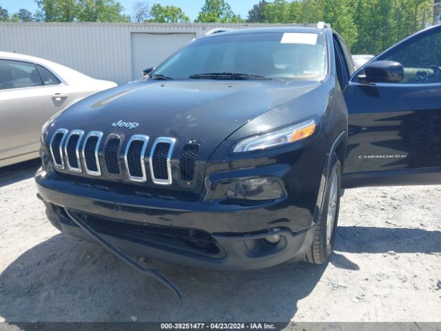 1C4PJMCS6GW227426 Jeep Cherokee Latitude