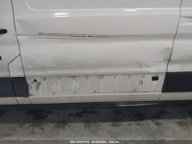 Ford Transit-250 2019 1FTYR2CM1KKB64481 Image 17