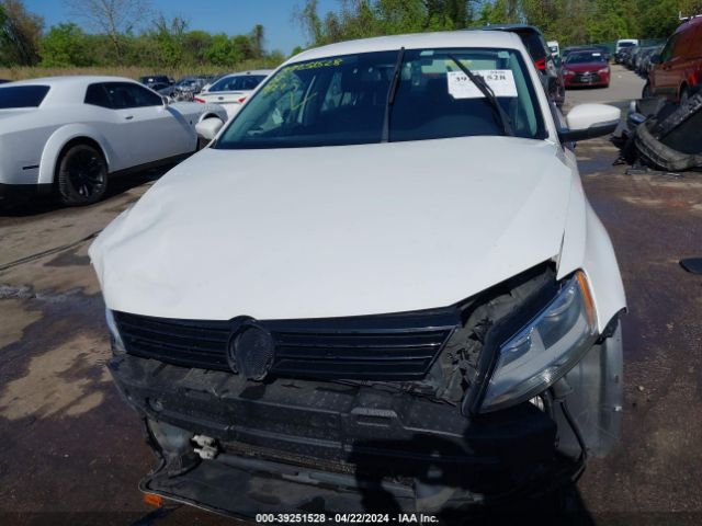 3VWD17AJ6EM211106 Volkswagen Jetta 1.8t Se
