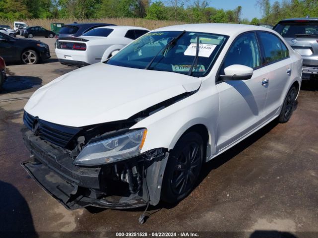 3VWD17AJ6EM211106 Volkswagen Jetta 1.8t Se