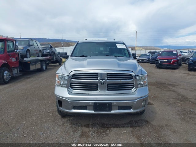1C6RR7TT1HS792128 RAM 1500 Big Horn  4x4 6'4 Box