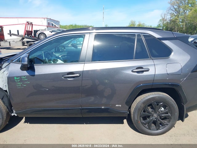 Toyota RAV4 SE 2024 4T3T6RFV0RU143106 Image 14