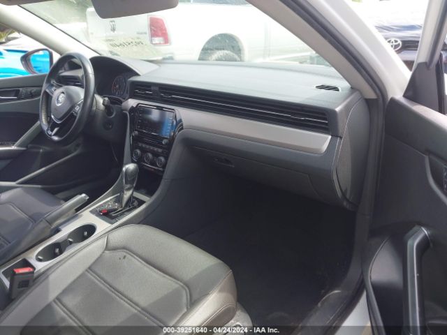 1VWWA7A3XLC011967 Volkswagen Passat 2.0t Se