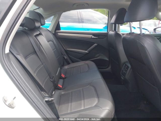1VWWA7A3XLC011967 Volkswagen Passat 2.0t Se