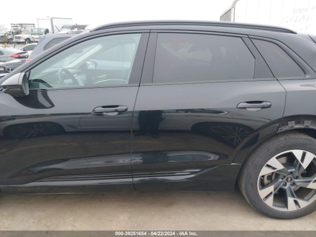 WA1AAAGE1NB027416 Audi E-tron Premium Quattro