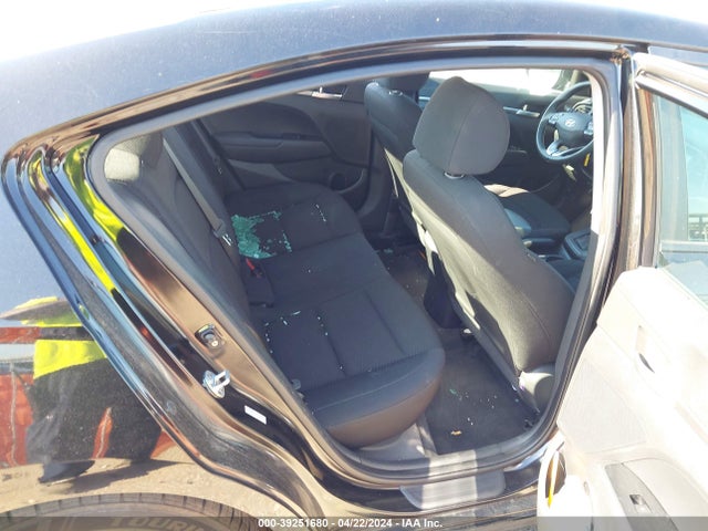 Hyundai ELANTRA SE 2019 KMHD74LF4KU849222 Image 8
