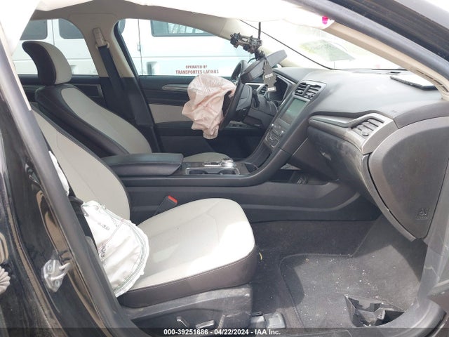 Ford FUSION SE 2019 3FA6P0HD3KR172660 Image 5