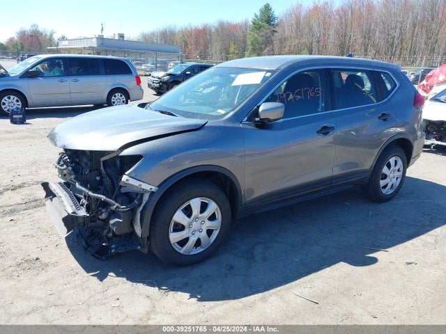 Nissan ROGUE S 2017 KNMAT2MV3HP613469 Image 2