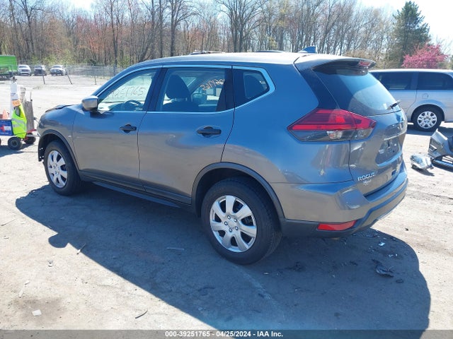 Nissan ROGUE S 2017 KNMAT2MV3HP613469 Image 3