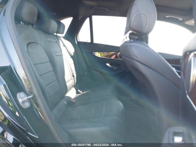 WDC0G4KB1JV097564 Mercedes-Benz Glc 300 4matic