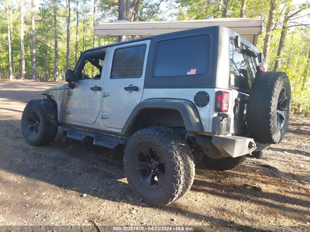 1C4HJWFG0EL172980 Jeep Wrangler Unlimited Rubicon