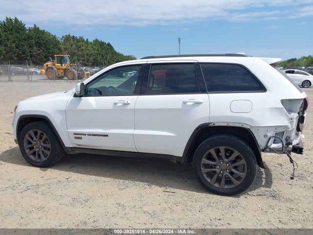 1C4RJFBG7GC333712 Jeep Grand Cherokee Limited 75th Anniversary