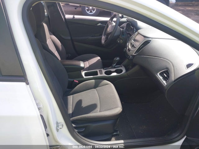 Chevrolet Cruze Ls Auto 2017 1G1BC5SM1H7253644 Image 5