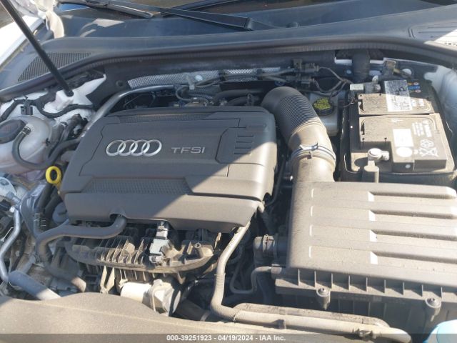 WAUBEGFF1K1018225 Audi A3 45 Premium