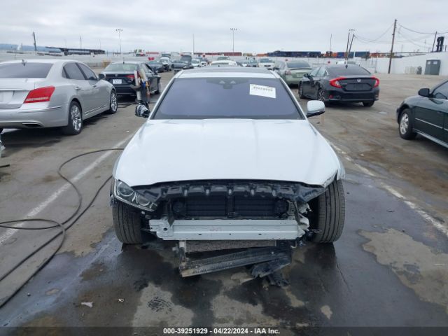 SAJAF4BV4HA968077 Jaguar Xe 35t R-sport